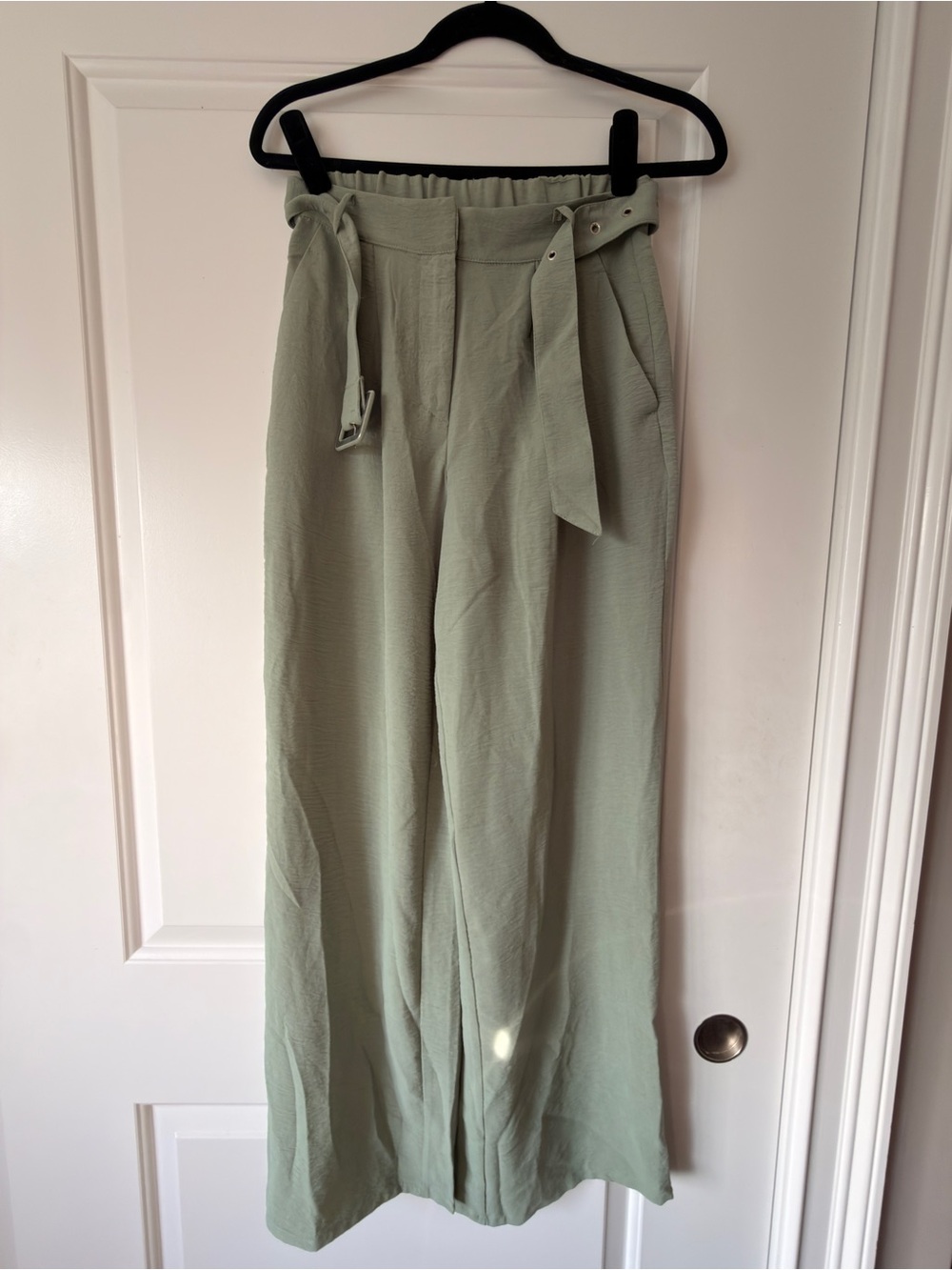 Francesca's Collections Sage Green Wide-Leg Paperbag Pants with Tie